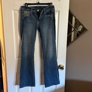 EVERYTHING $5 SALE ‼️⭐️ White House Black Market Jeans 4S